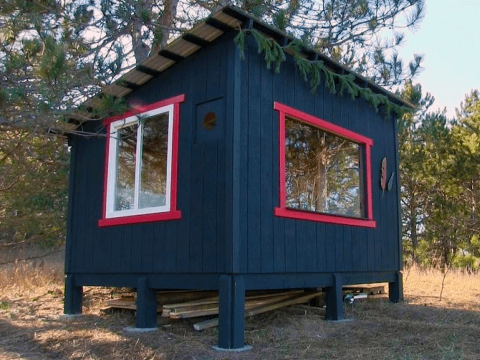 This is The Cabin Build by Dave Whipple, Bushradical